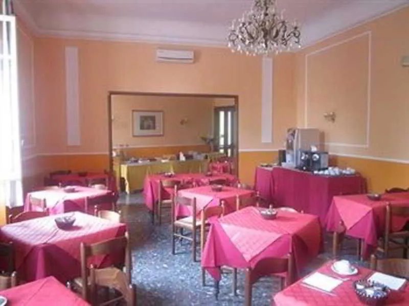 Hotel Benvenuti Florence 2*,  Italy